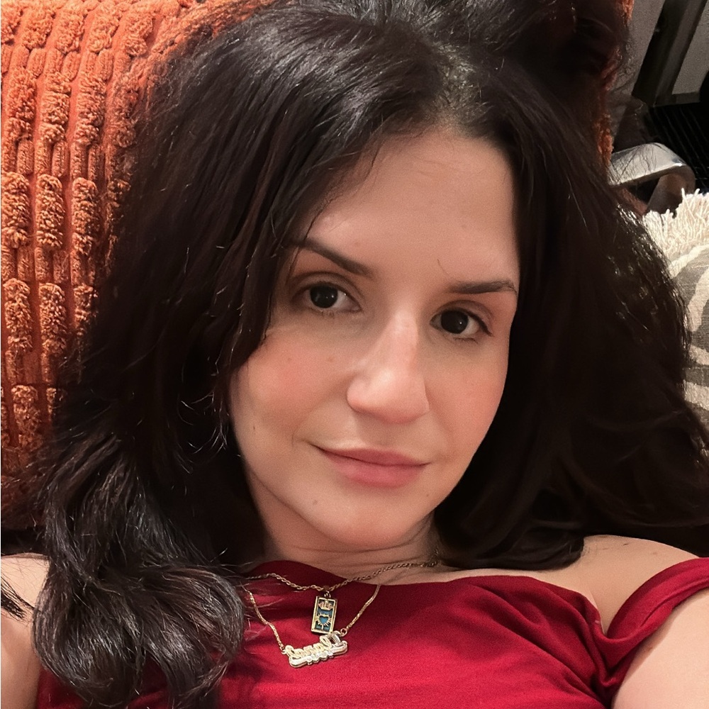 Meet your Posher, Ilana